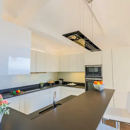 Вилла Mont Boron View Vi4176 By Riviera Holiday Homes Ницца